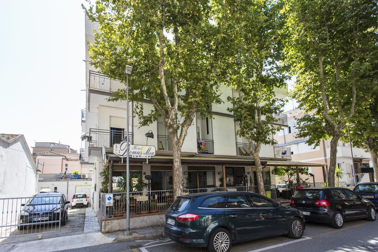 Hotel Domus Mea 卡托利卡 外观 照片