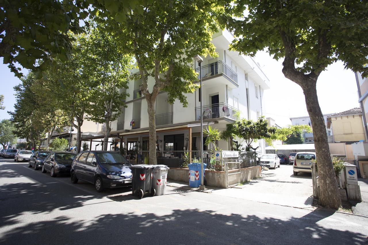Hotel Domus Mea 卡托利卡 外观 照片